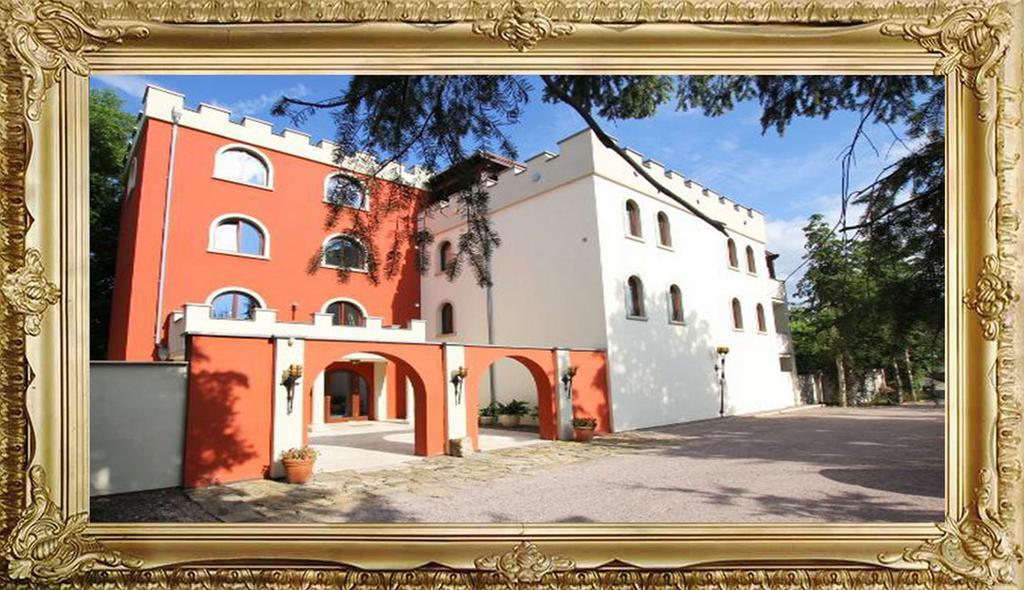 Burg Hotel Romantik Gotha Exterior foto